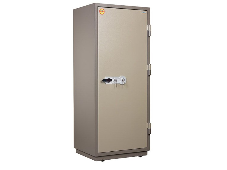 Огнестойкий сейф Valberg FRS 173.T-KL купить в Сыктывкаре