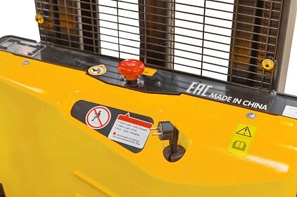 Штабелер электрический самоходный EST122 (1200 кг; 3 м; 24В / 105Ач) SMARTLIFT (SMART) купить в Сыктывкаре