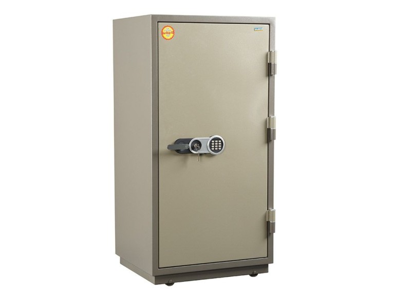 Огнестойкий сейф Valberg FRS-140.T-EL купить в Сыктывкаре