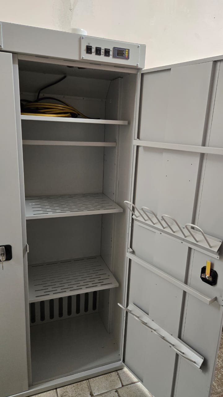 Сушильный шкаф ШС-4 СП3 Ф для одежды, белья и обуви купить в Сыктывкаре Сушильный шкаф ШС-4 СП3 Ф для одежды, белья и обуви купить в Сыктывкаре