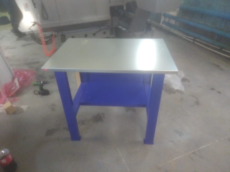 Верстак-стол бестумбовый ВП-1 купить в Сыктывкаре