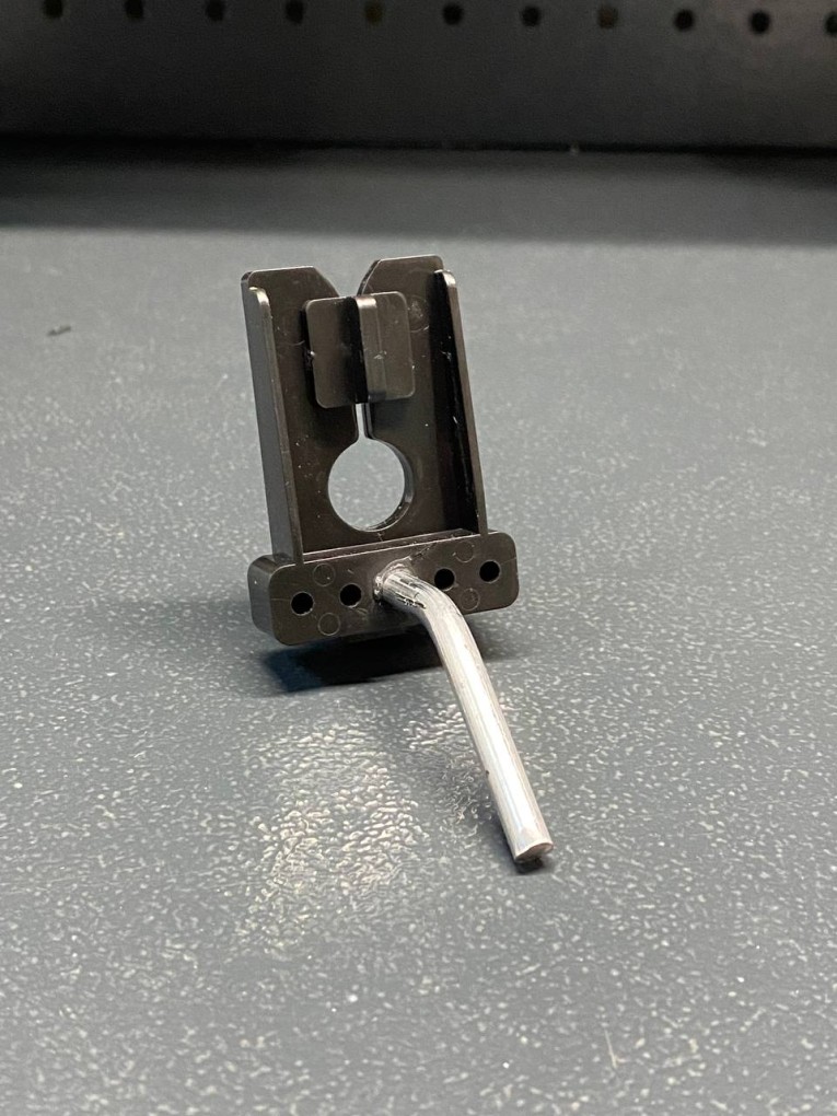 Крючок наклонный 50 мм купить в Сыктывкаре Крючок наклонный 50 мм купить в Сыктывкаре