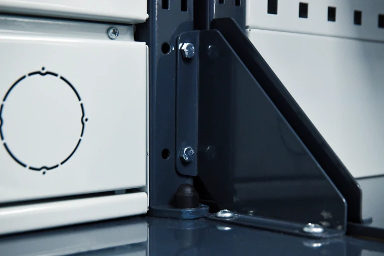 Верстак FBK 1551.16.3-2R купить в Сыктывкаре