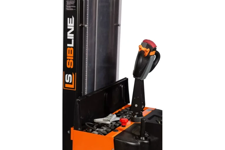 Штабелер электрический самоходный 1,5 т - 3,6 м Вилы: 1150 , АКБ Свинцово - кислотная, CL1536W SIBLINE купить в Сыктывкаре